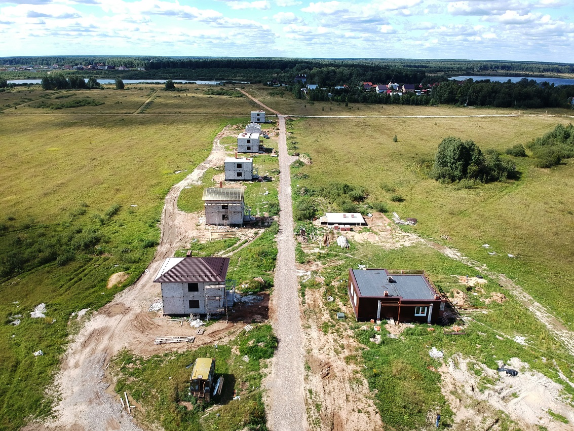 Село с квадрокоптера. Хребтово Тверская область. Деревня с квадрокоптера. Деревенька с коптера.